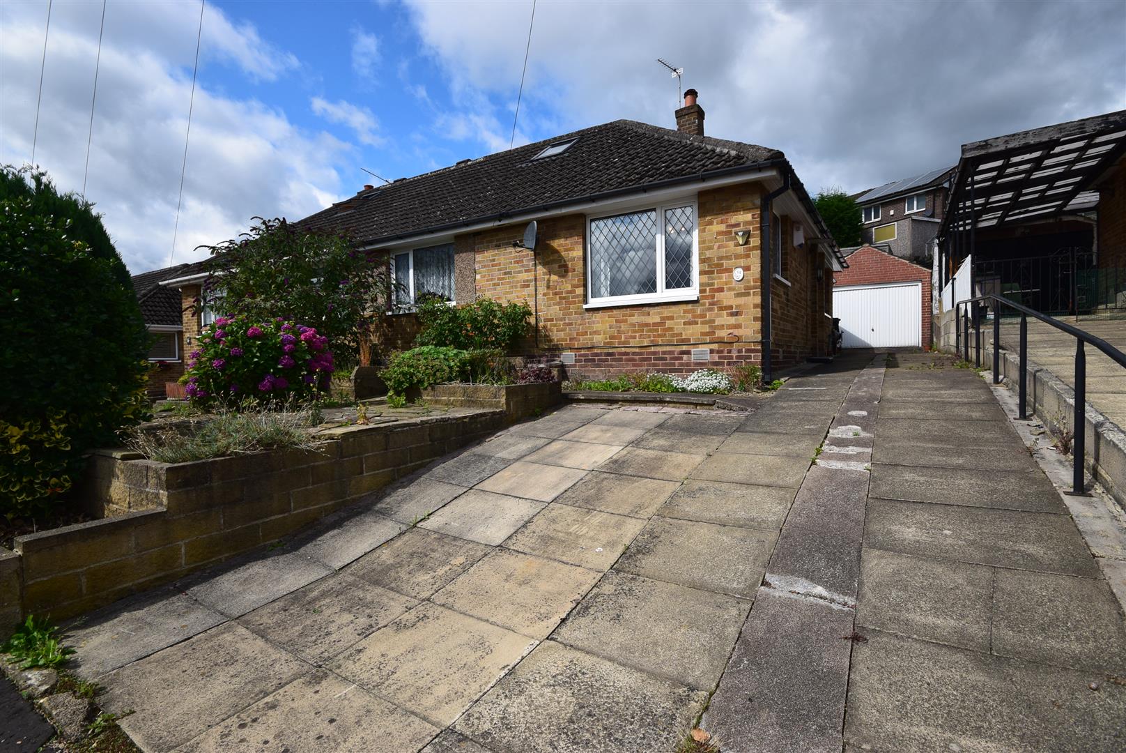 Property details Castle Avenue, Rastrick, Brighouse HD6 WS Residential